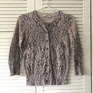 Lightweight Cardigan Grey Snake Print XS | Ann Taylor LOFT